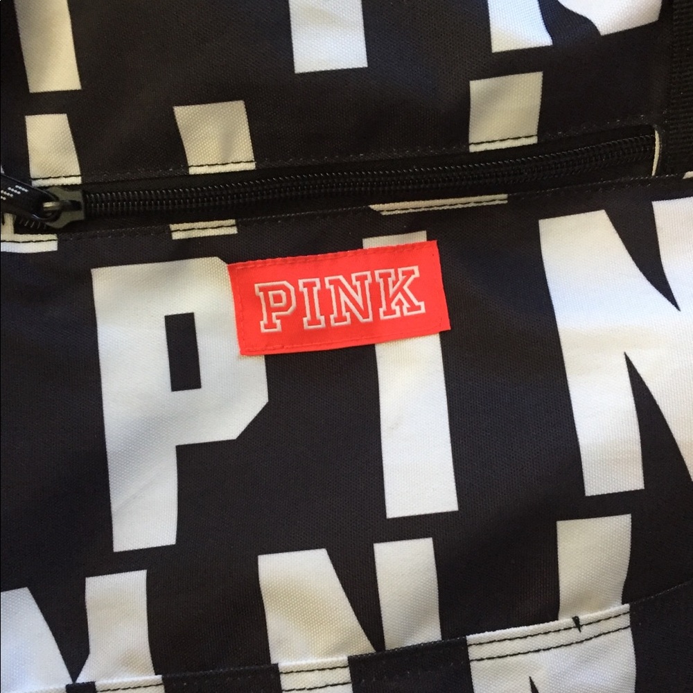 SALE NWOT RARE V.S. PINK Duffle bag w/ bottle - Picture 3 of 6
